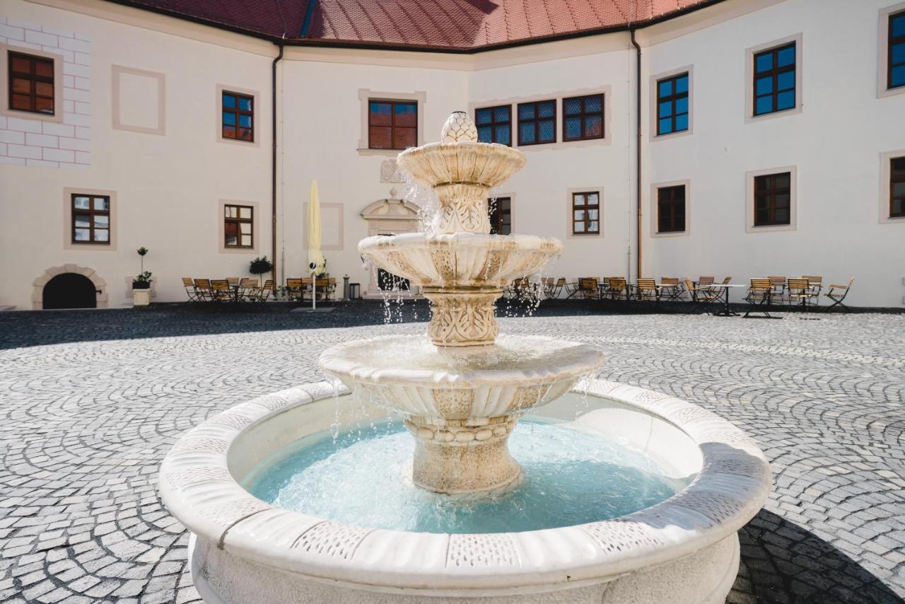 Palace Art Hotel Pezinok Exterior photo